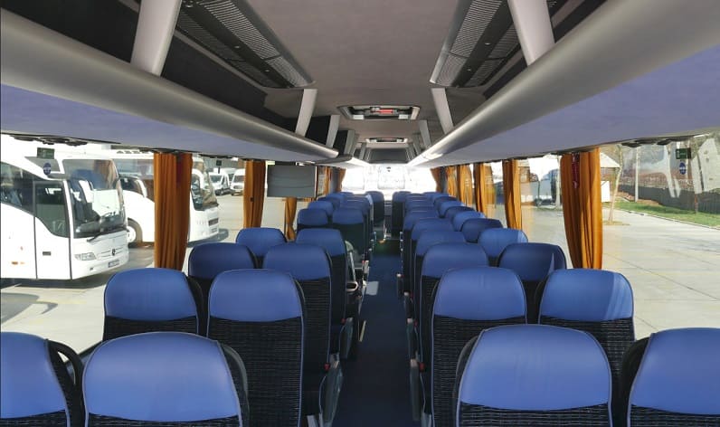 Bulgaria: Coaches booking in Veliko Tarnovo in Veliko Tarnovo and Veliko Tarnovo